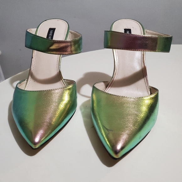 Nine West Shoes - Nine West Funky Pinkiridescent and Gold Tiger Heels Mules
